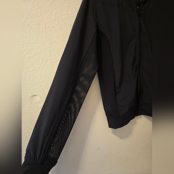 Lululemon Noir Jacket II Black size 4 new no tag - Picture 9 of 13